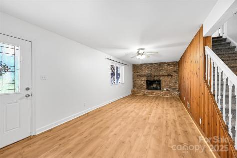 22 E Shore Drive Asheville NC 28805