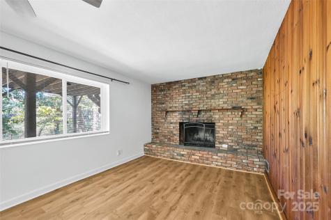 22 E Shore Drive Asheville NC 28805