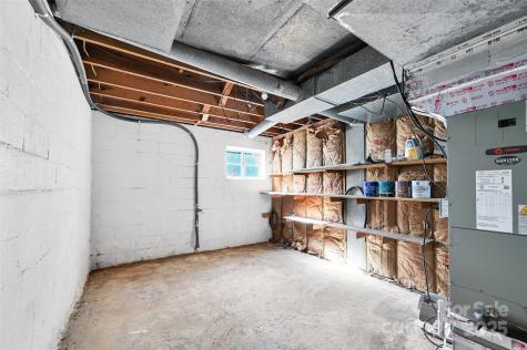 22 E Shore Drive Asheville NC 28805