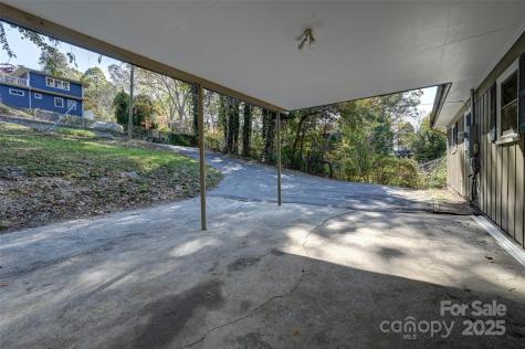 22 E Shore Drive Asheville NC 28805