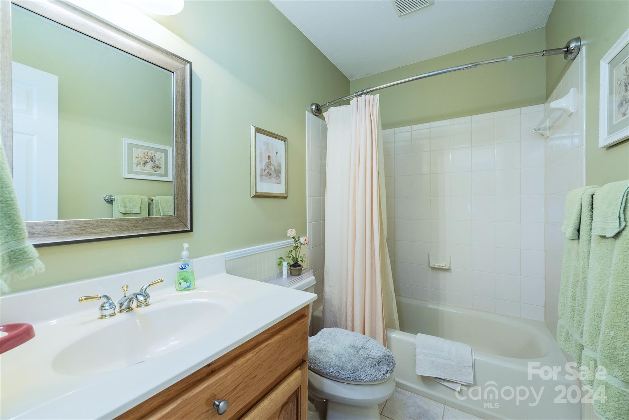 14 Vaughns Way Arden NC 28704