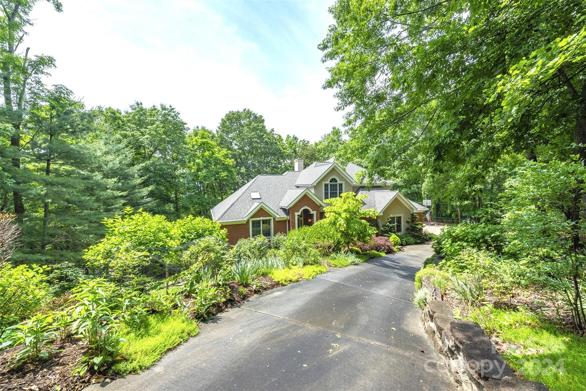 14 Vaughns Way Arden NC 28704