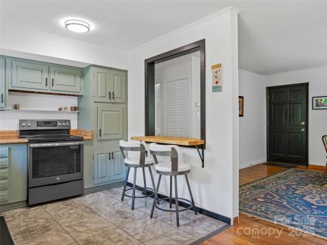 143 Mountain Crest Road Swannanoa NC 28778