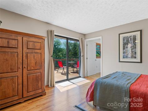 143 Mountain Crest Road Swannanoa NC 28778