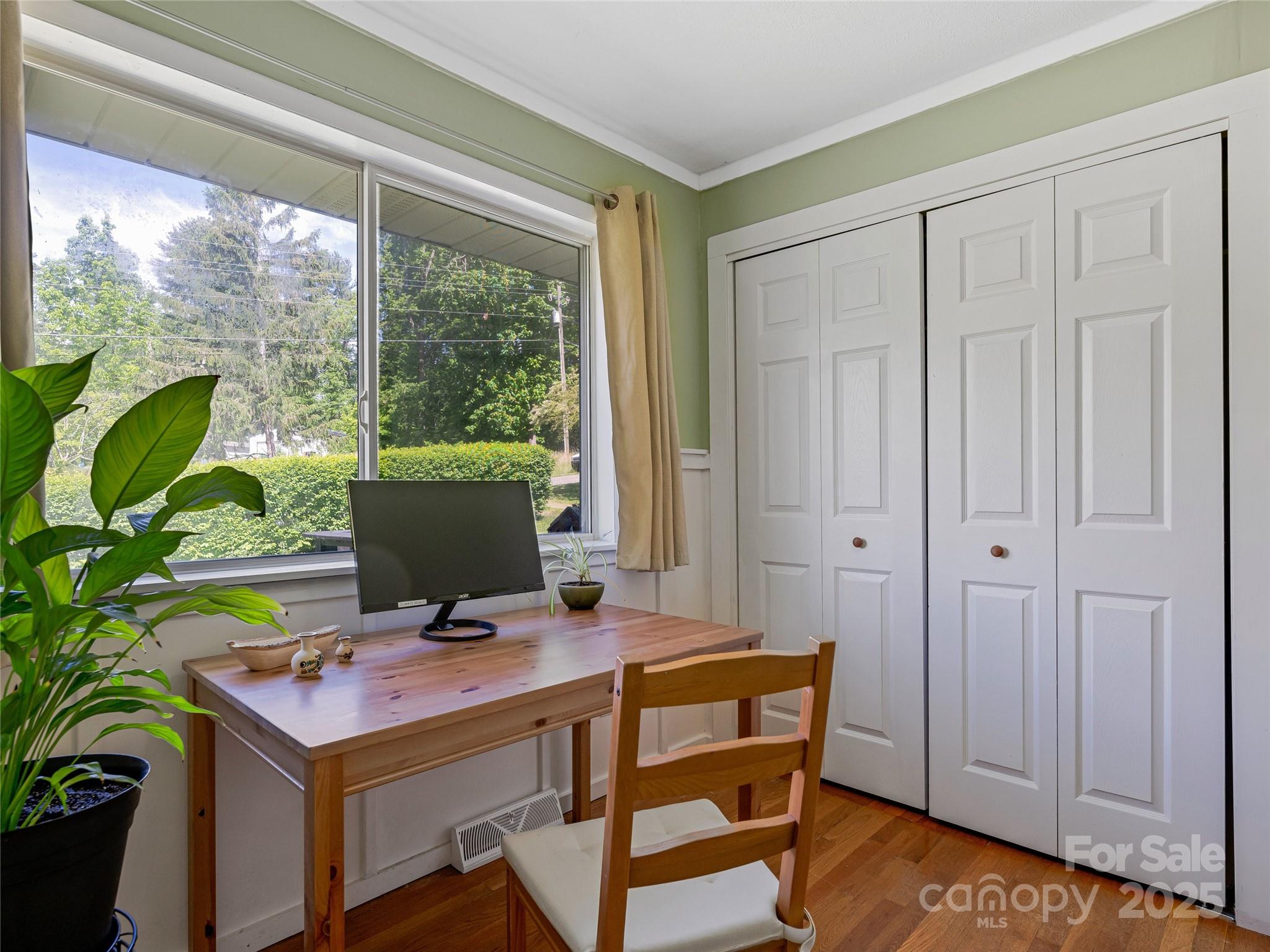 143 Mountain Crest Road Swannanoa NC 28778