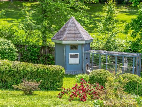 143 Mountain Crest Road Swannanoa NC 28778