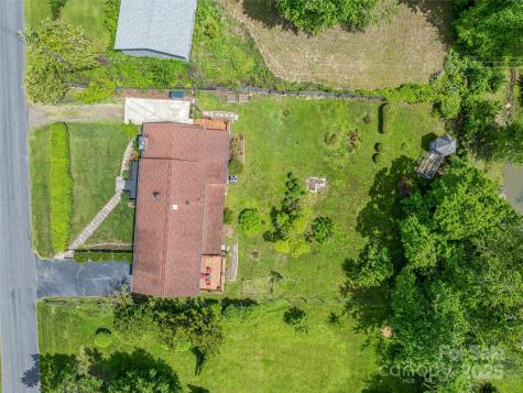 143 Mountain Crest Road Swannanoa NC 28778