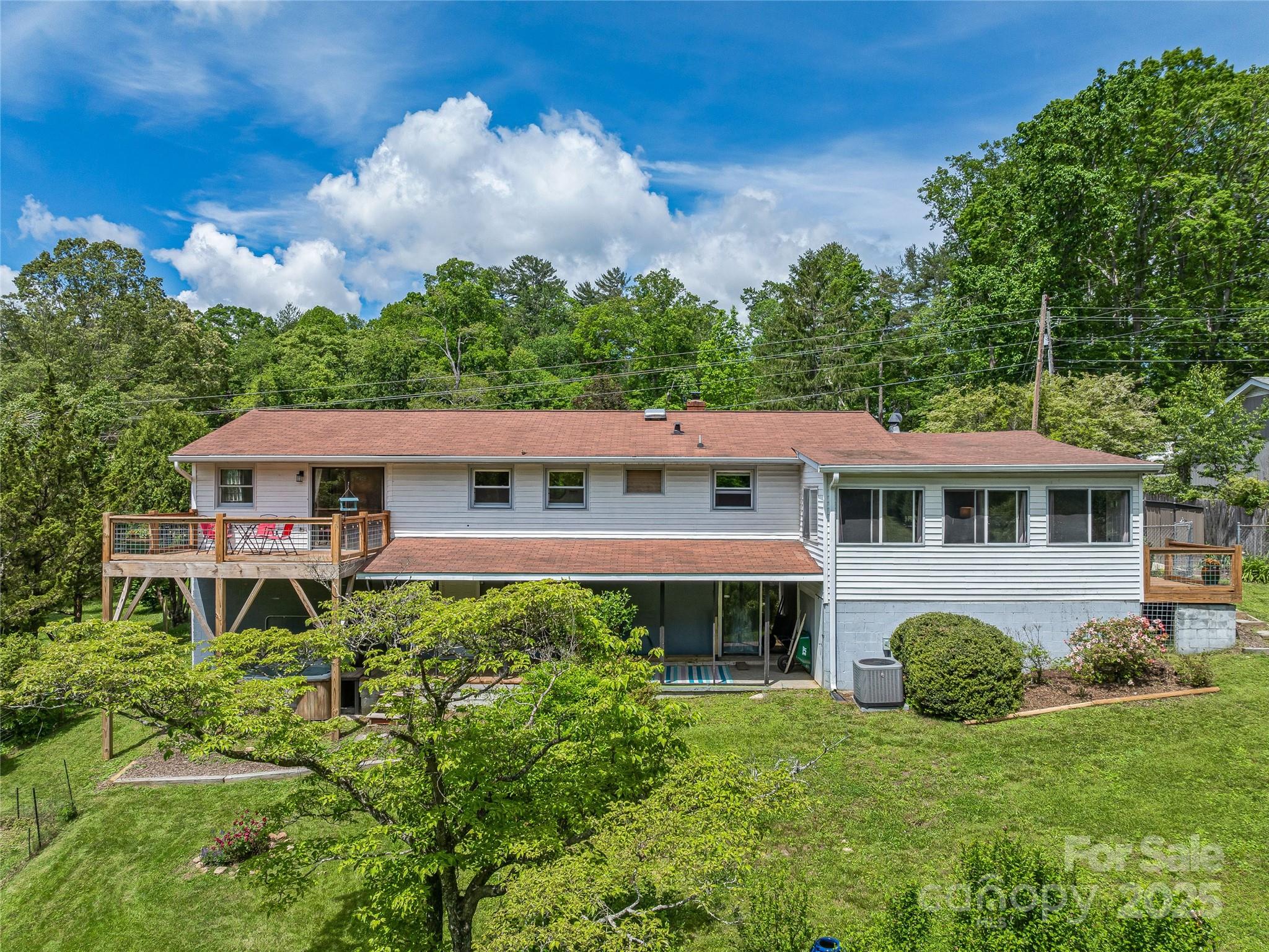 143 Mountain Crest Road Swannanoa NC 28778