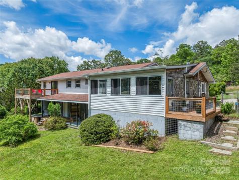 143 Mountain Crest Road Swannanoa NC 28778
