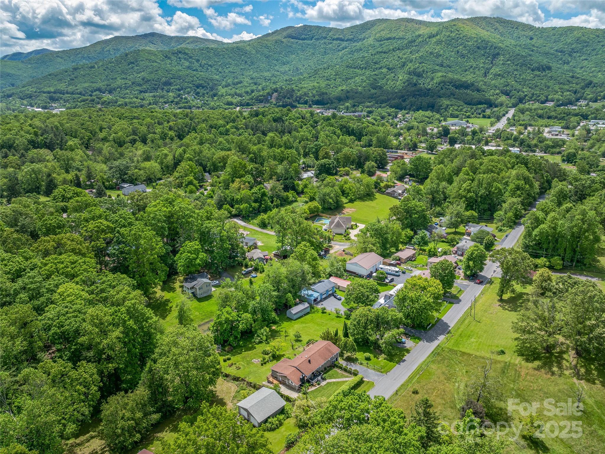 143 Mountain Crest Road Swannanoa NC 28778
