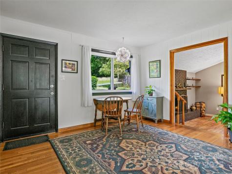 143 Mountain Crest Road Swannanoa NC 28778