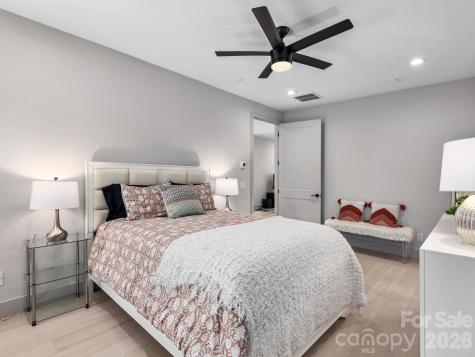 7 Copper Mill Court Candler NC 28715