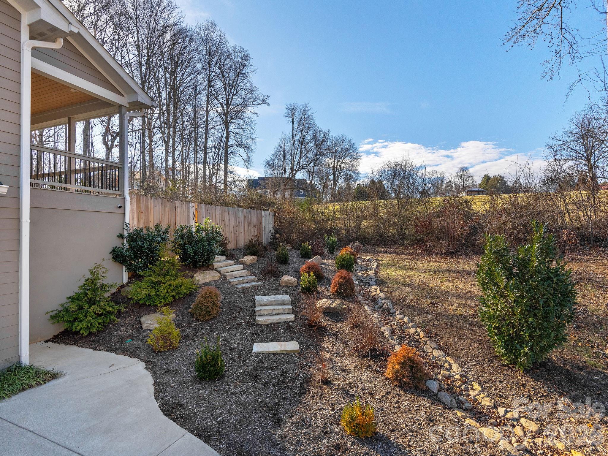 7 Copper Mill Court Candler NC 28715