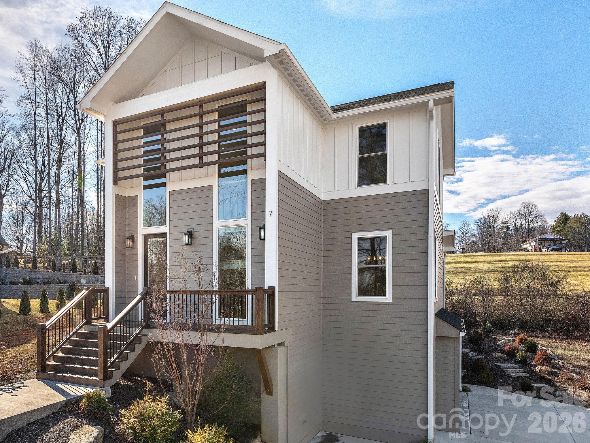 7 Copper Mill Court Candler NC 28715