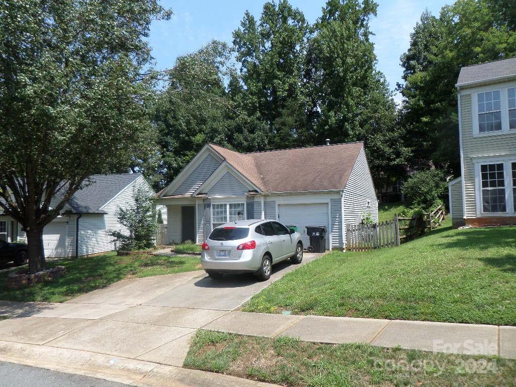 1438 Chimney Rock Court Charlotte NC 28262