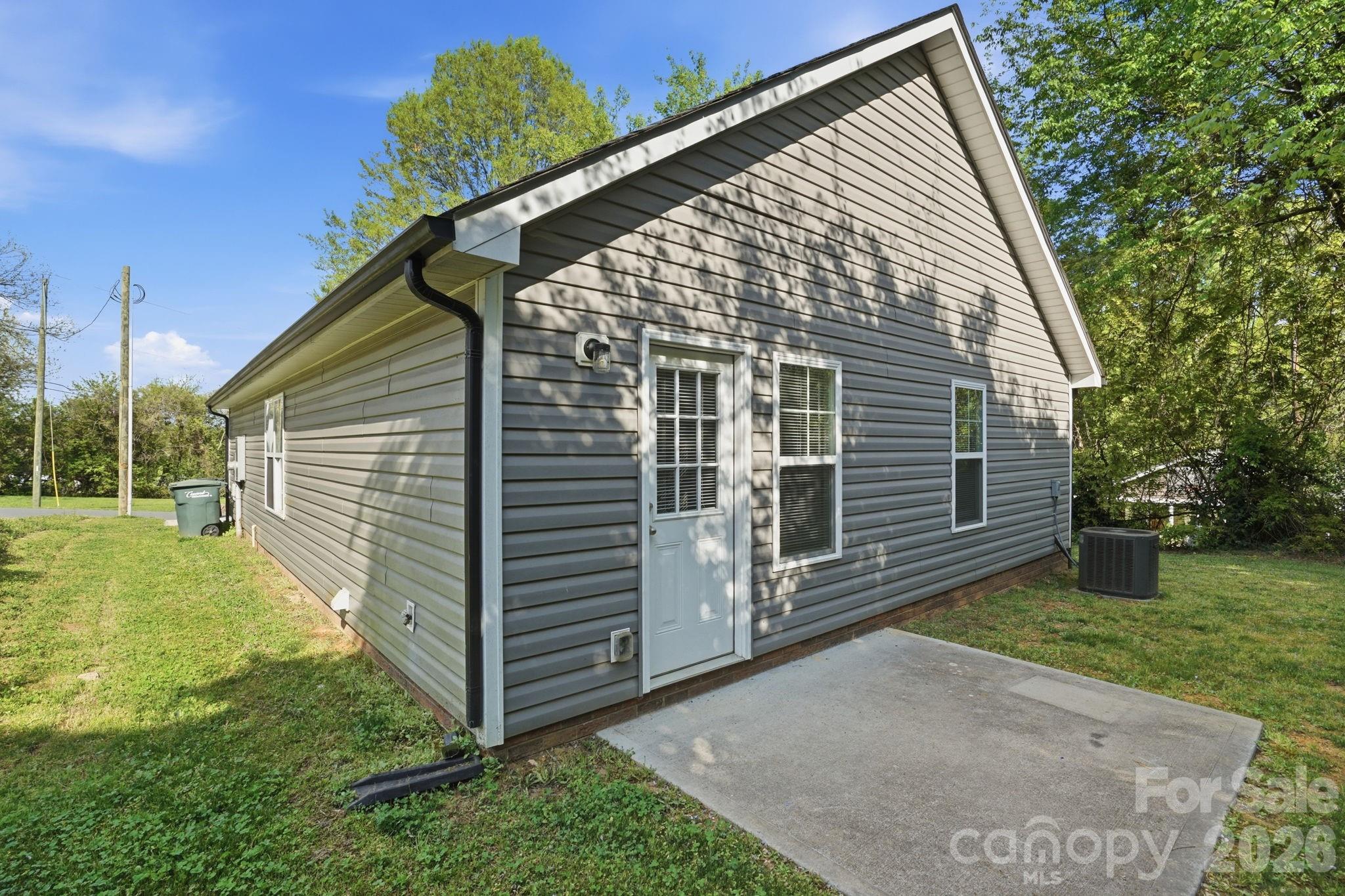 64 Hawthorne Street SW Concord NC 28027