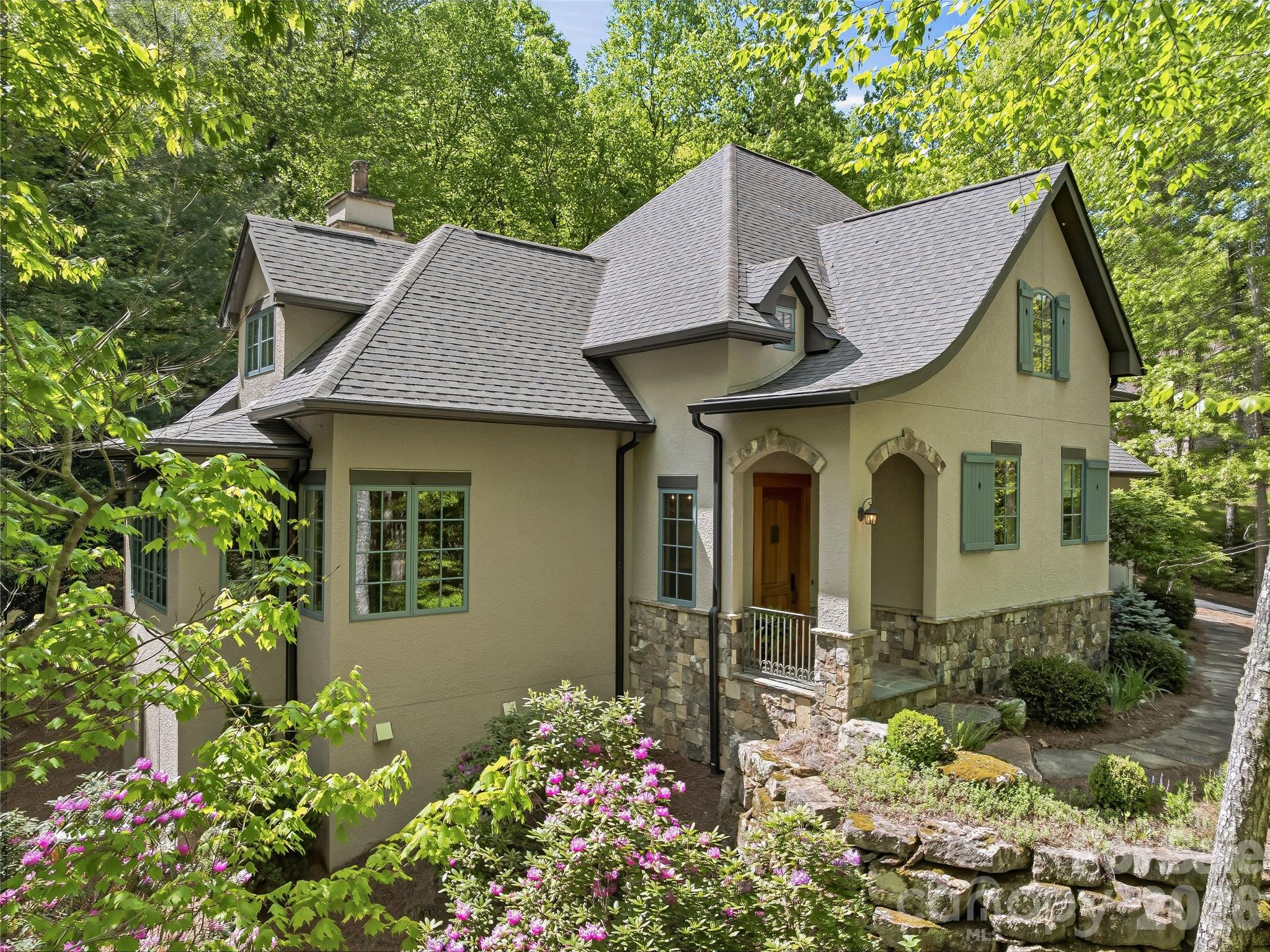 732 Streamside Drive Arden NC 28704