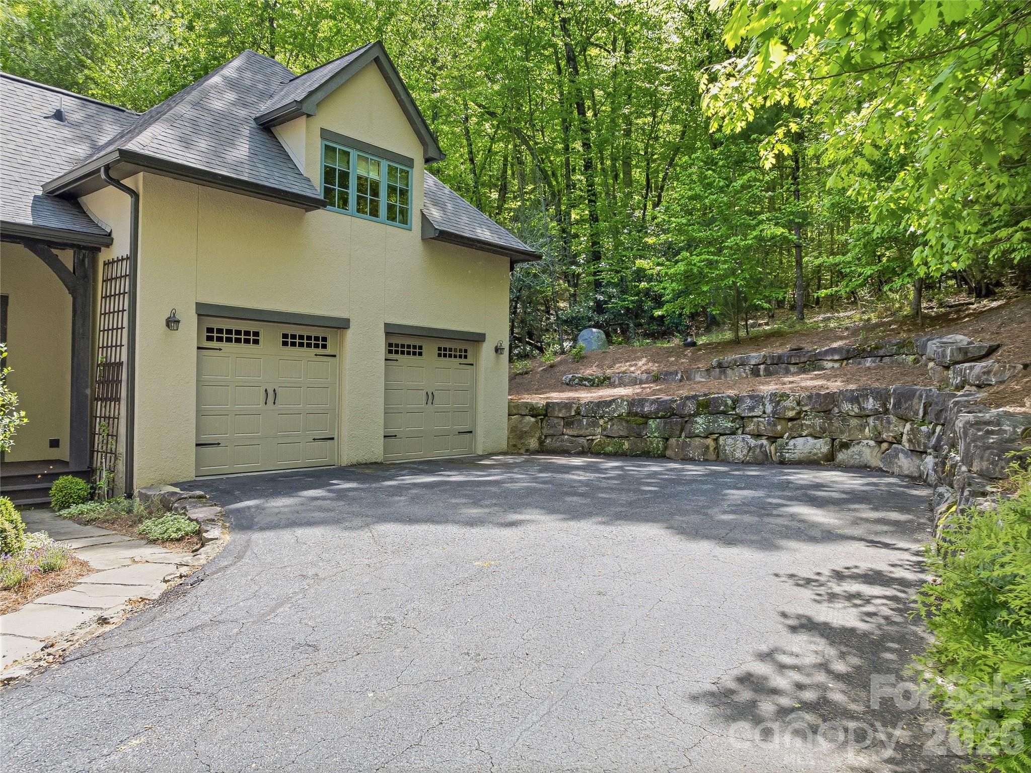 732 Streamside Drive Arden NC 28704