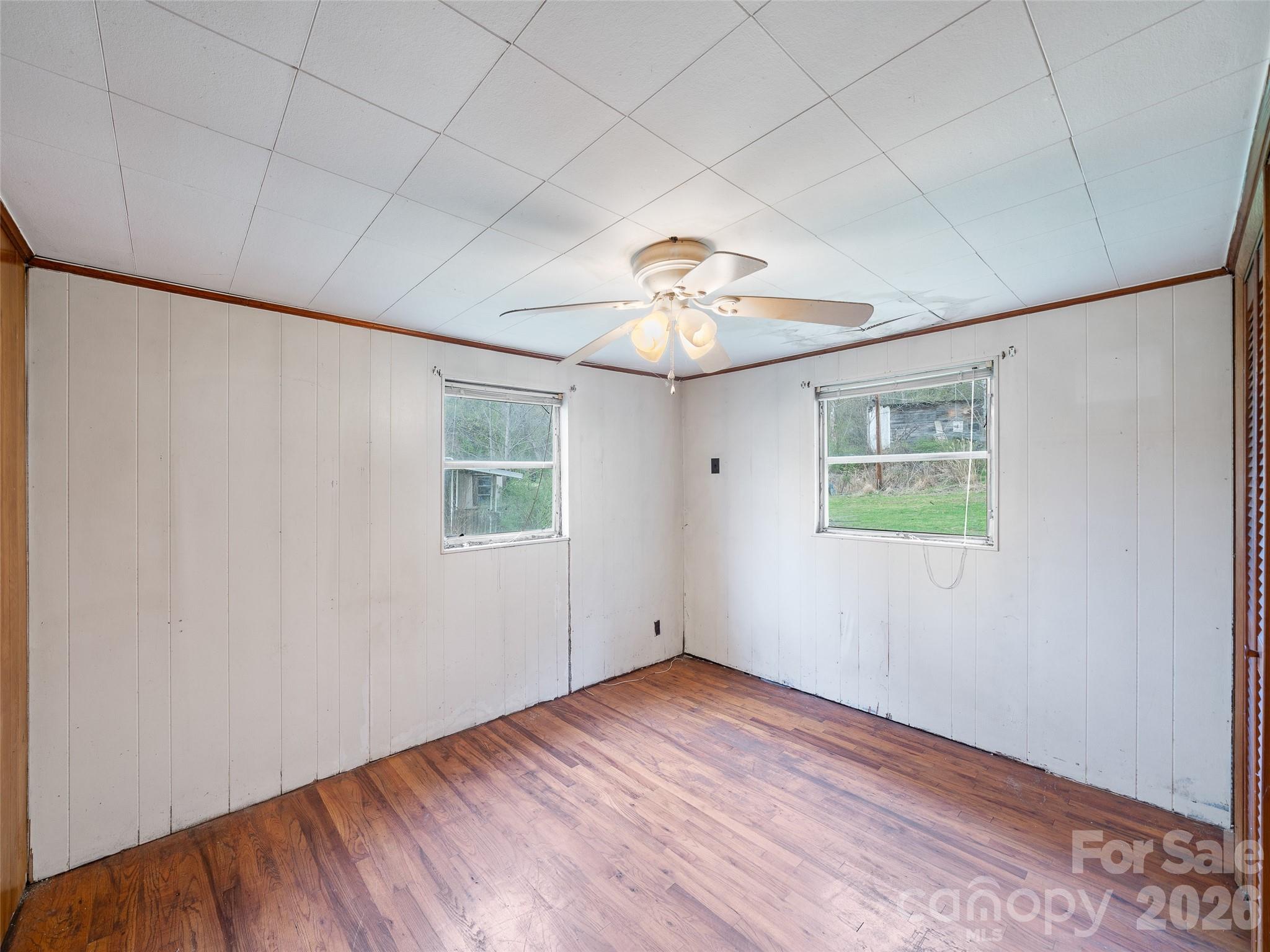2432 Grapevine Road Marshall NC 28753