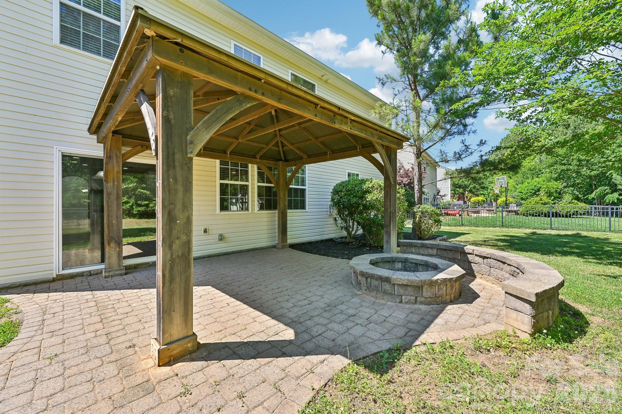 7108 Kinley Commons Lane Charlotte NC 28278