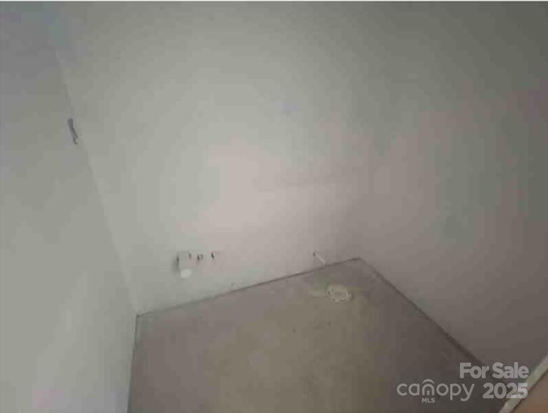 8038 Pawtuckett Road Charlotte NC 28214