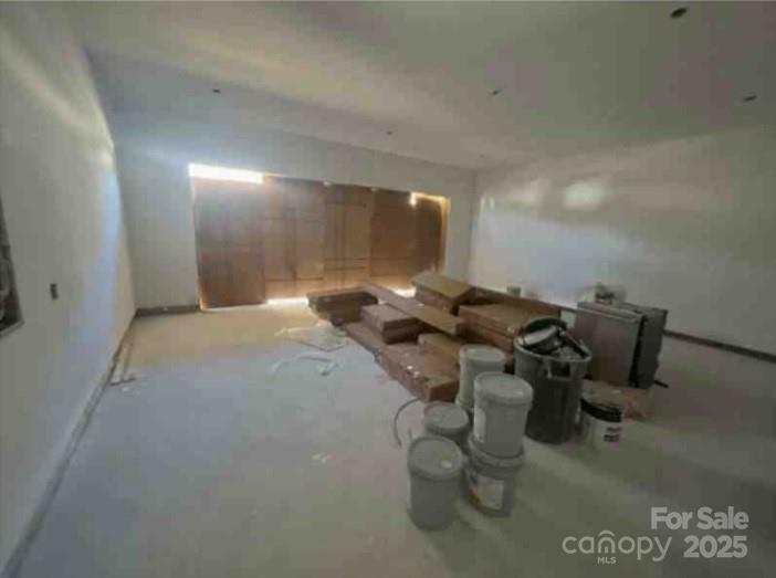 8038 Pawtuckett Road Charlotte NC 28214