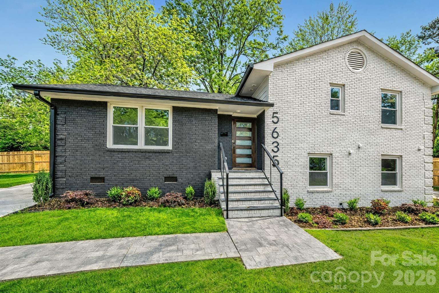 5635 Ruth Drive Charlotte NC 28215