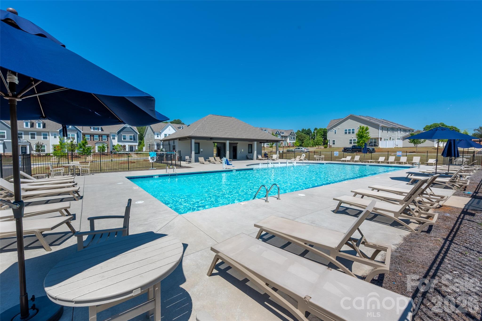 15740 Country House Street Charlotte NC 28273