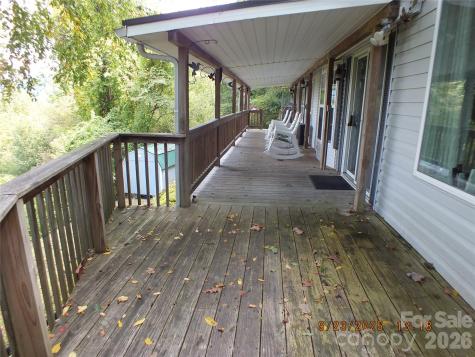 408 Whispering Winds Road Waynesville NC 28785