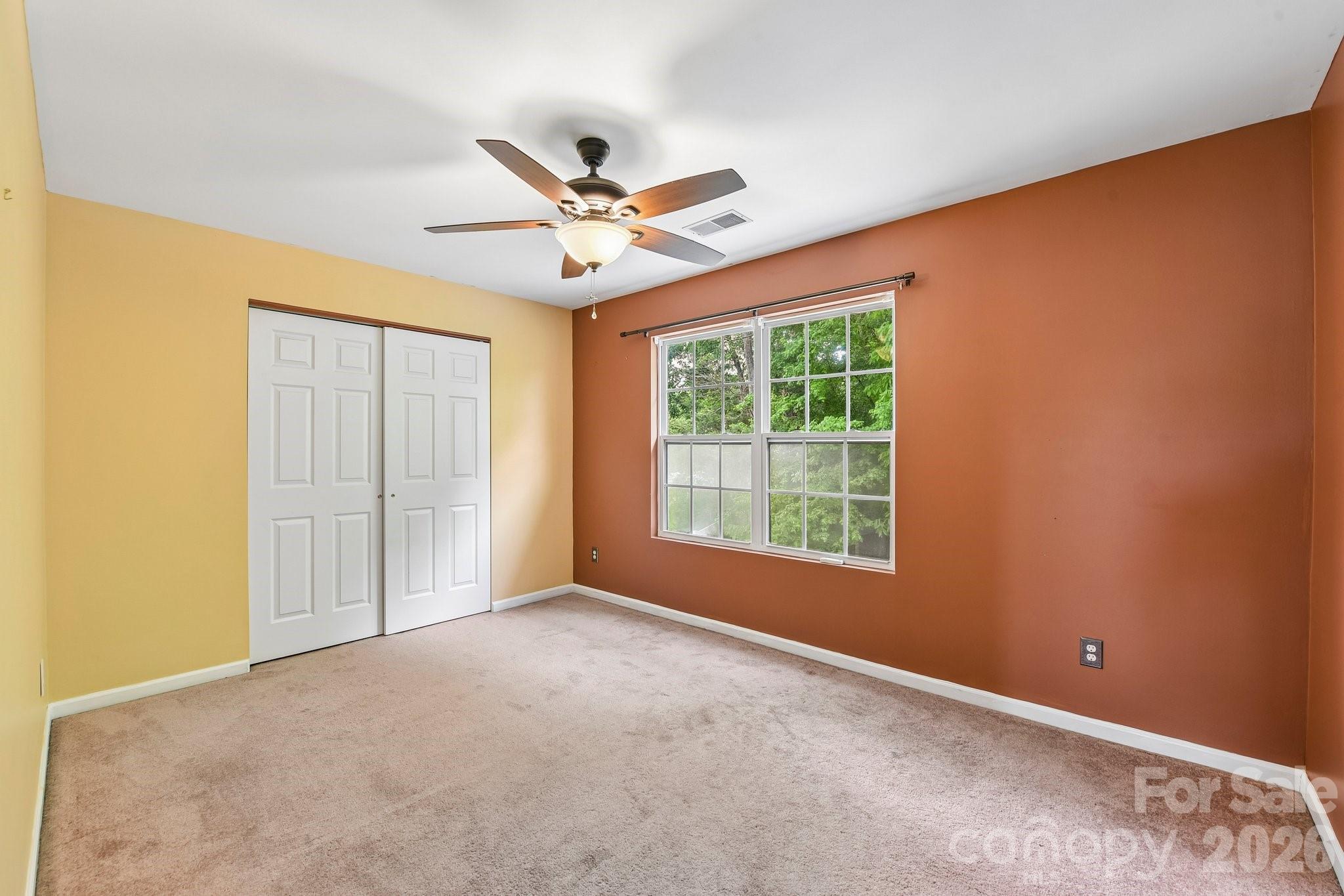 8718 Buttonwood Court Charlotte NC 28215