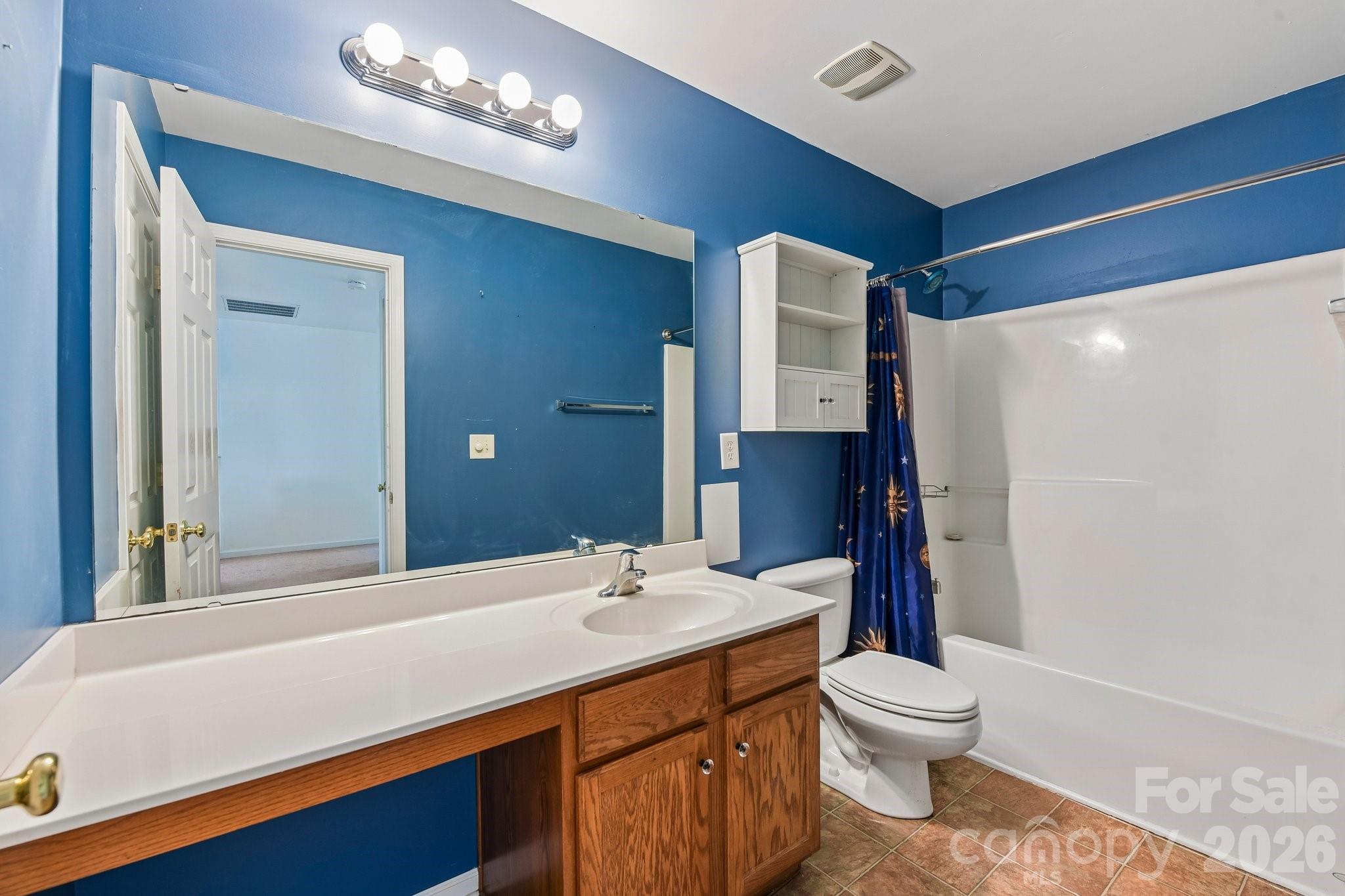 8718 Buttonwood Court Charlotte NC 28215