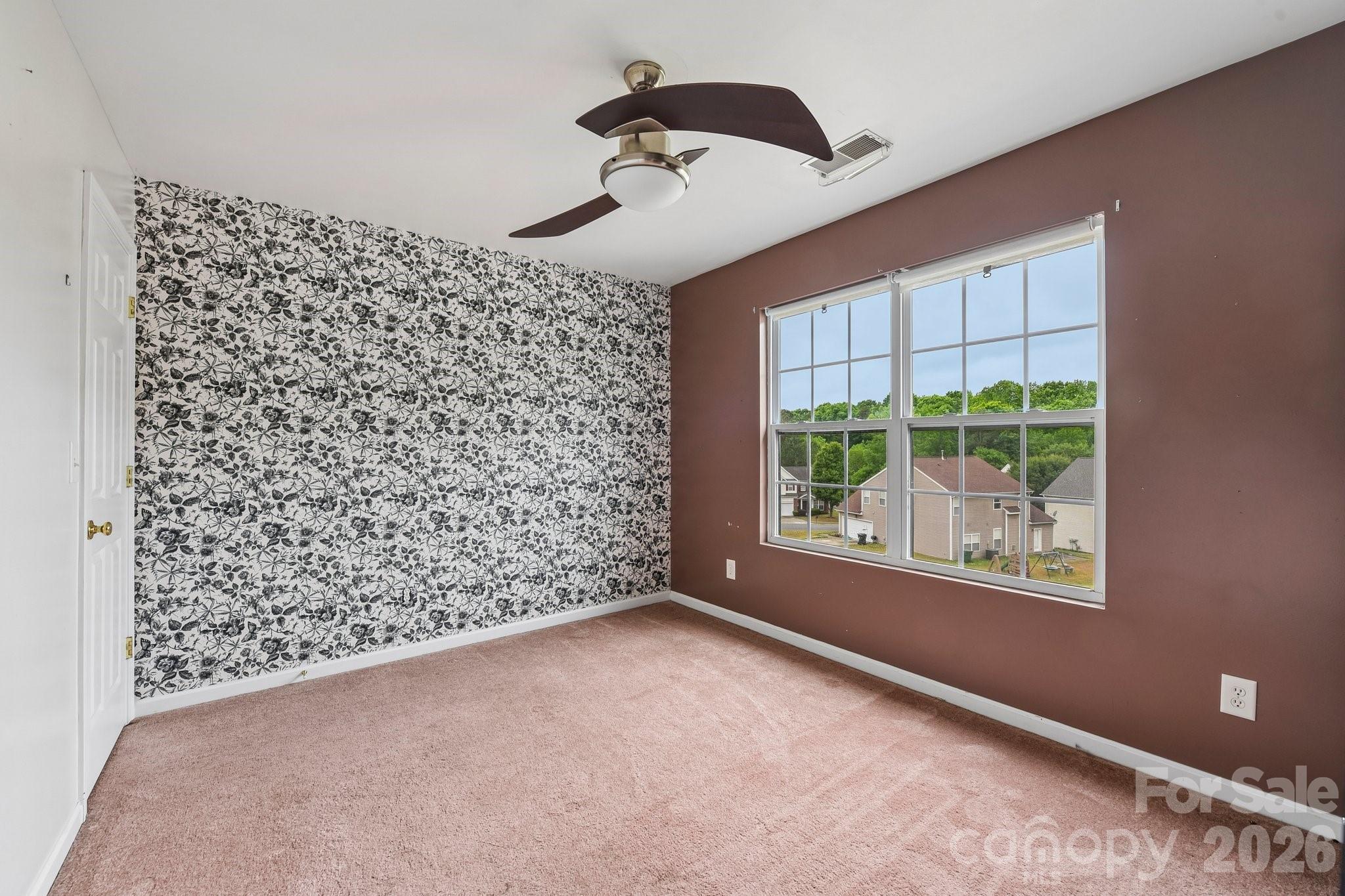8718 Buttonwood Court Charlotte NC 28215