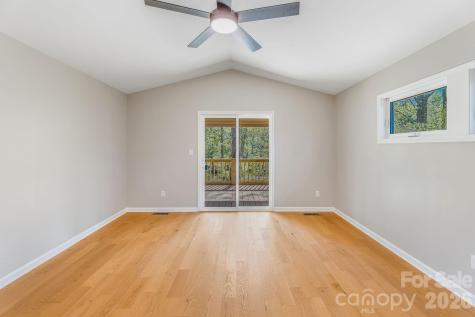 1182 Crabtree Road Waynesville NC 28785