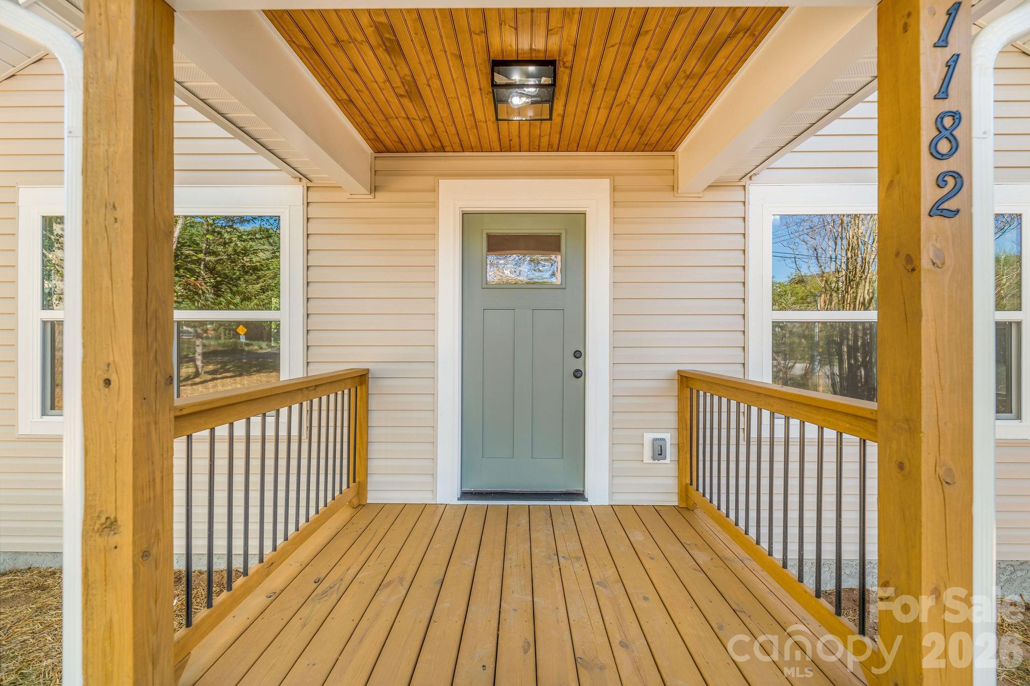 1182 Crabtree Road Waynesville NC 28785