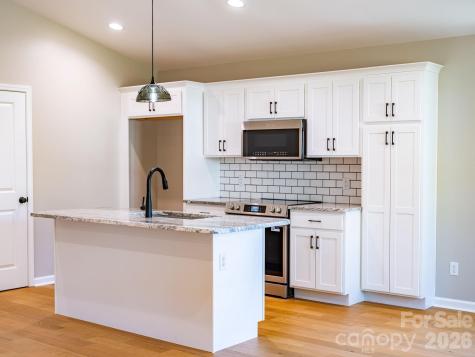 1182 Crabtree Road Waynesville NC 28785