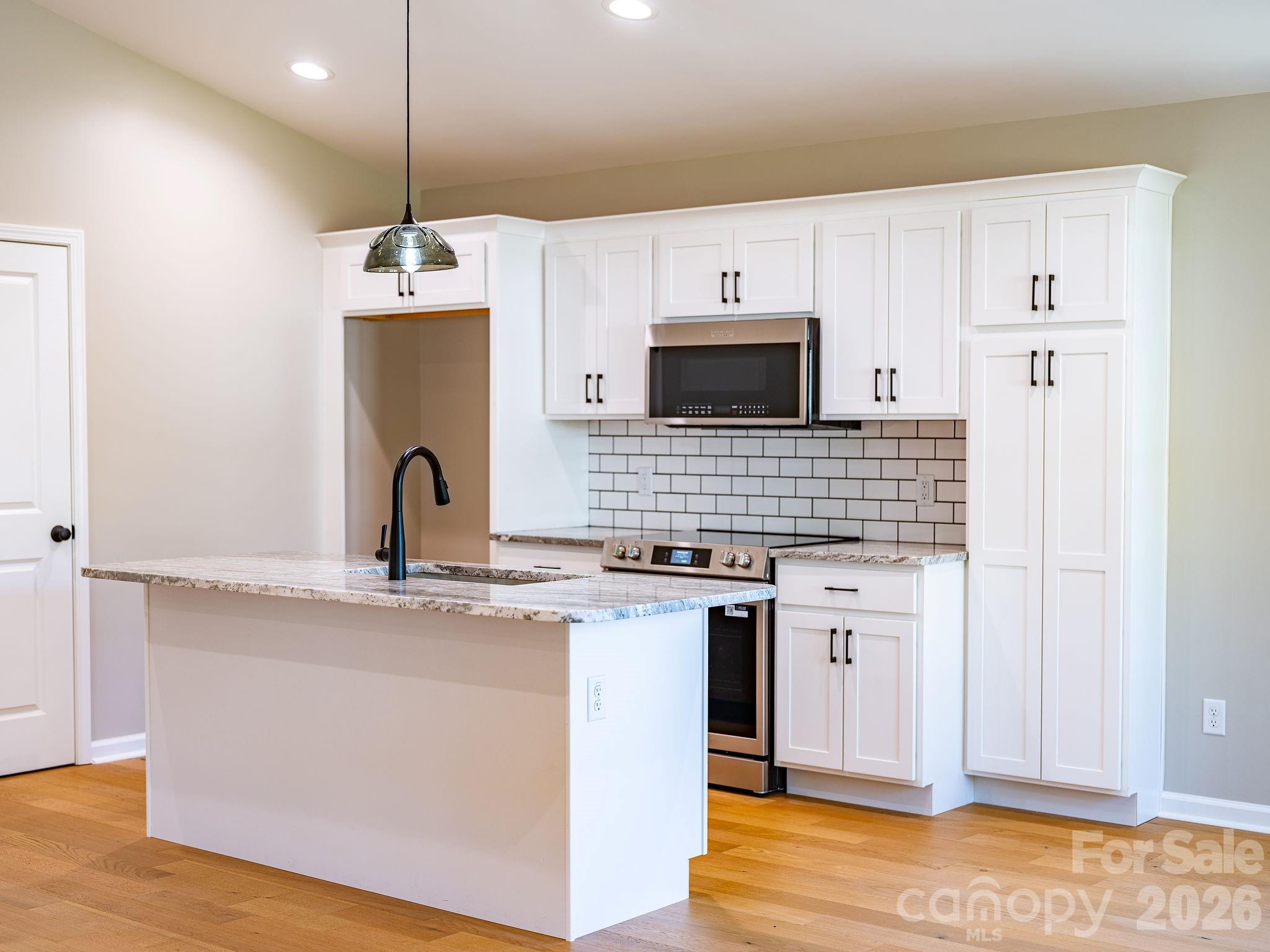 1182 Crabtree Road Waynesville NC 28785