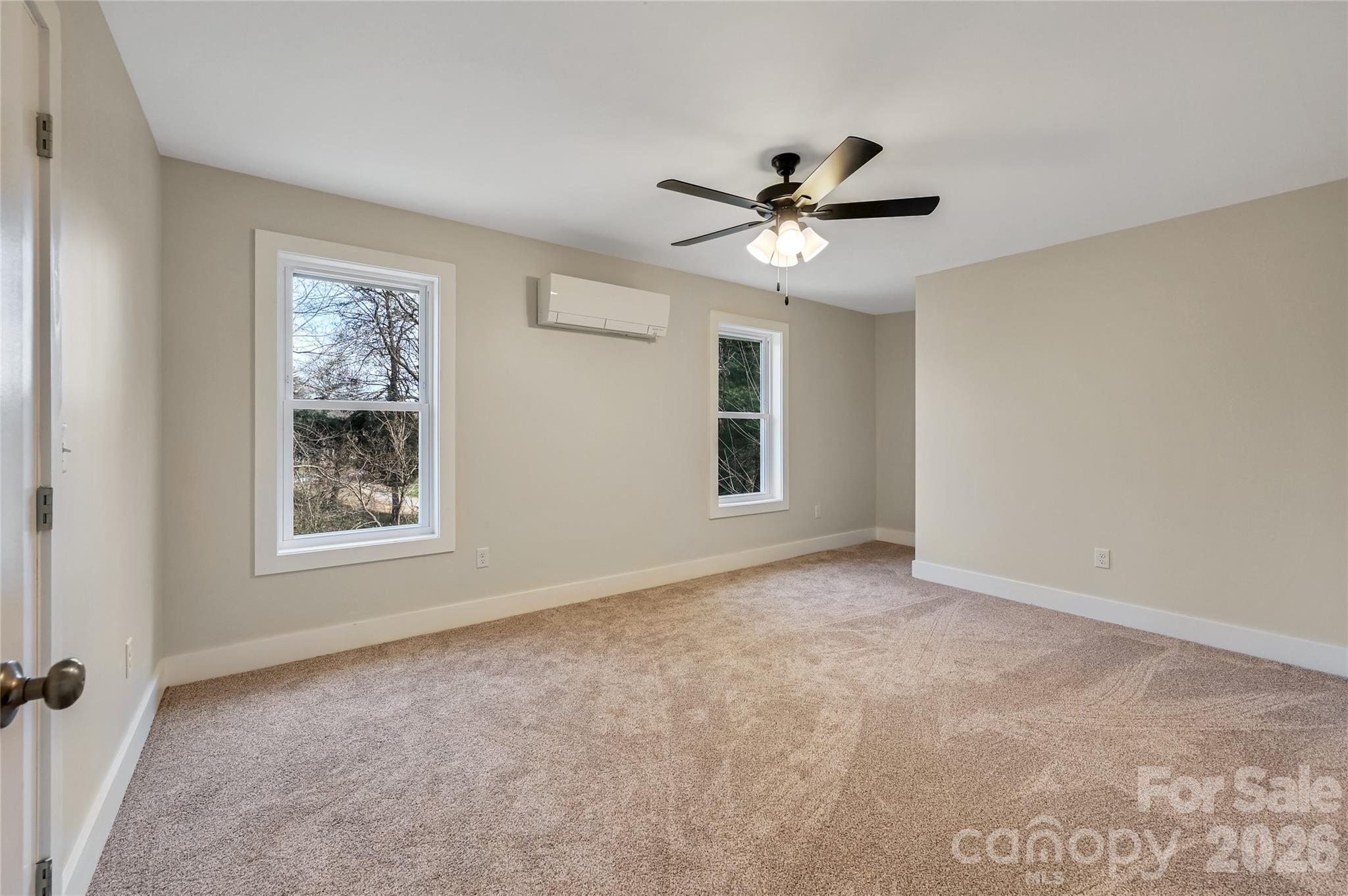 22 Ben Lippen Road Asheville NC 28806
