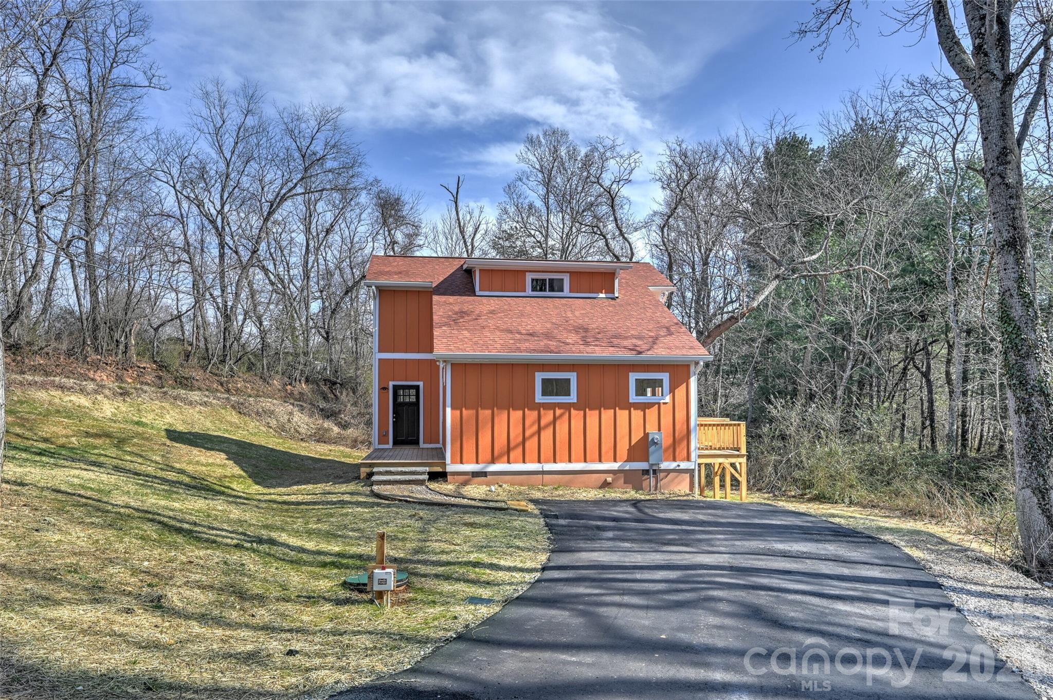 22 Ben Lippen Road Asheville NC 28806