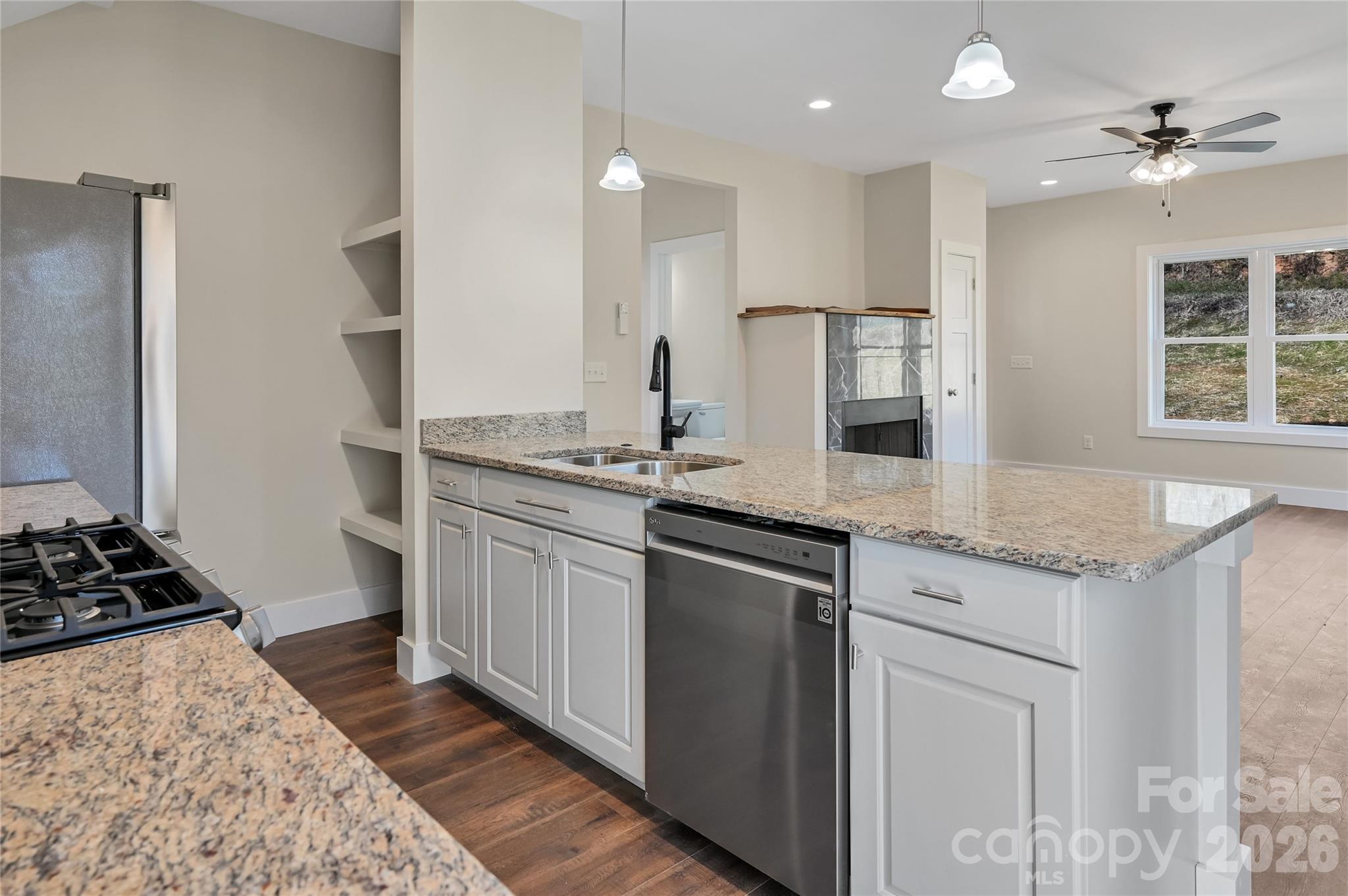 22 Ben Lippen Road Asheville NC 28806