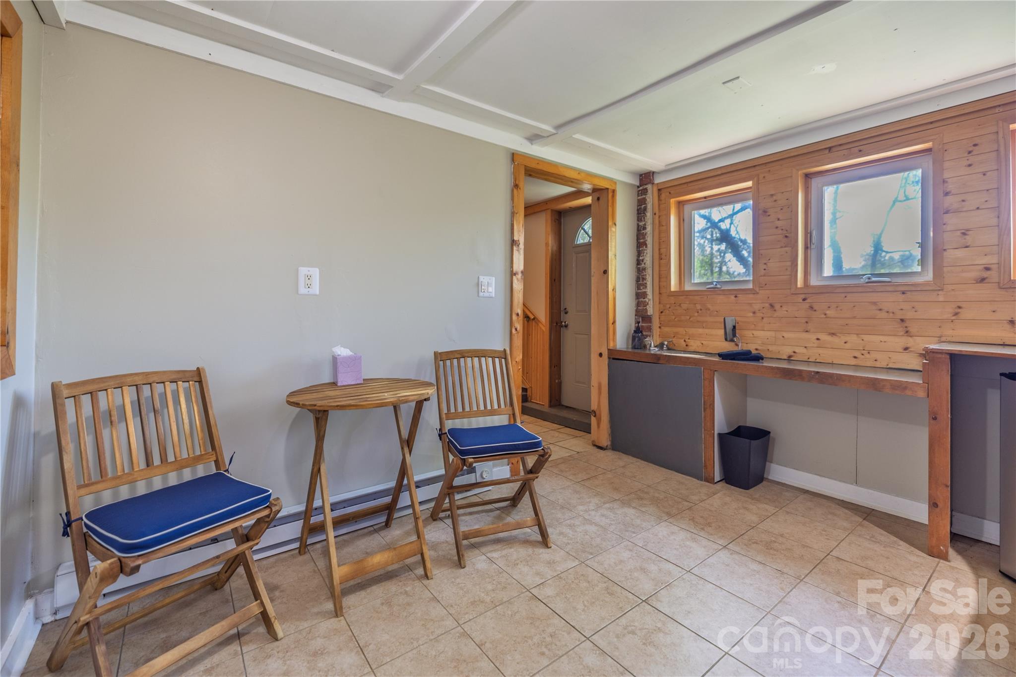 18 Hopedale Circle Asheville NC 28806