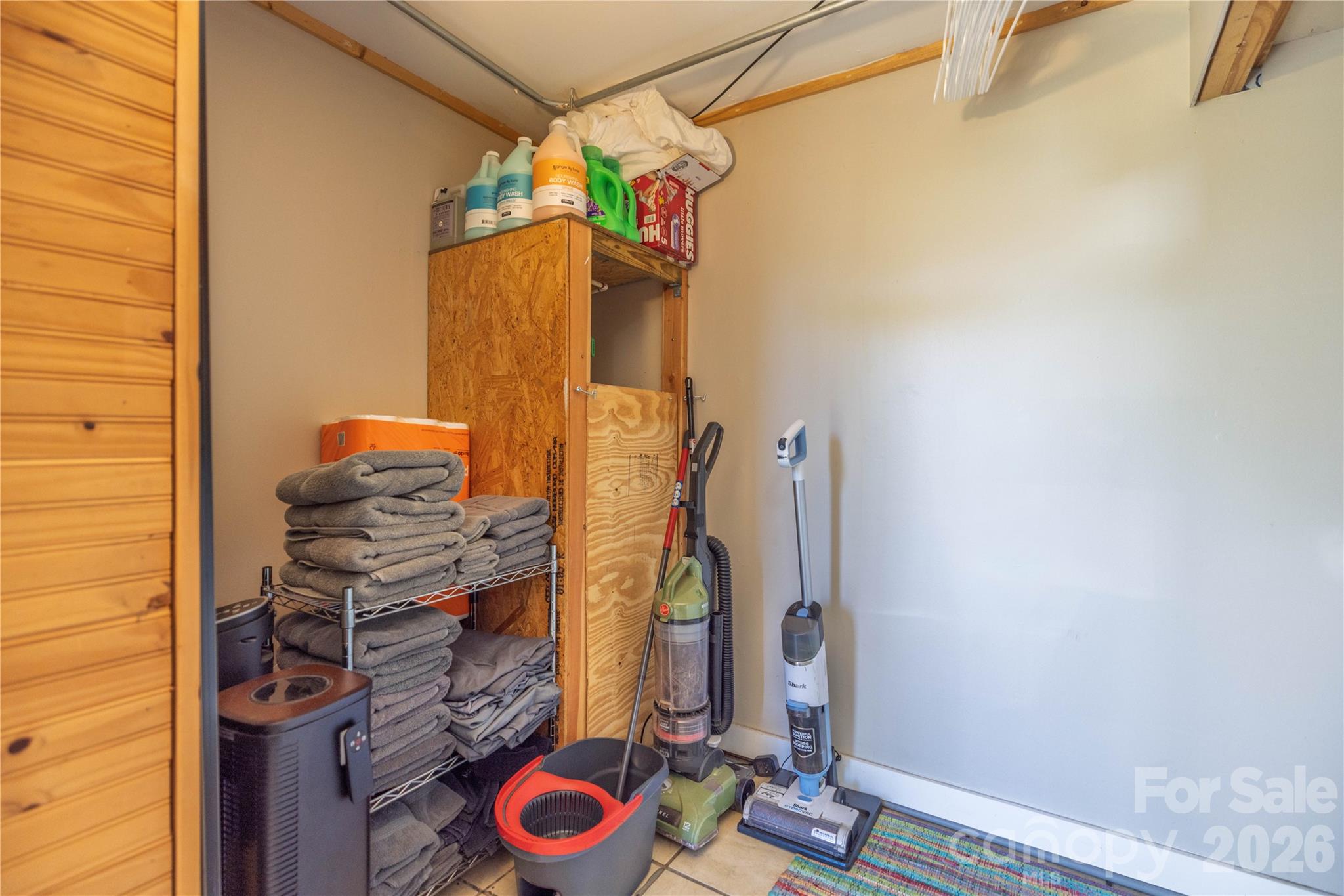18 Hopedale Circle Asheville NC 28806