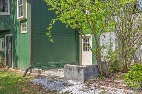 18 Hopedale Circle Asheville NC 28806