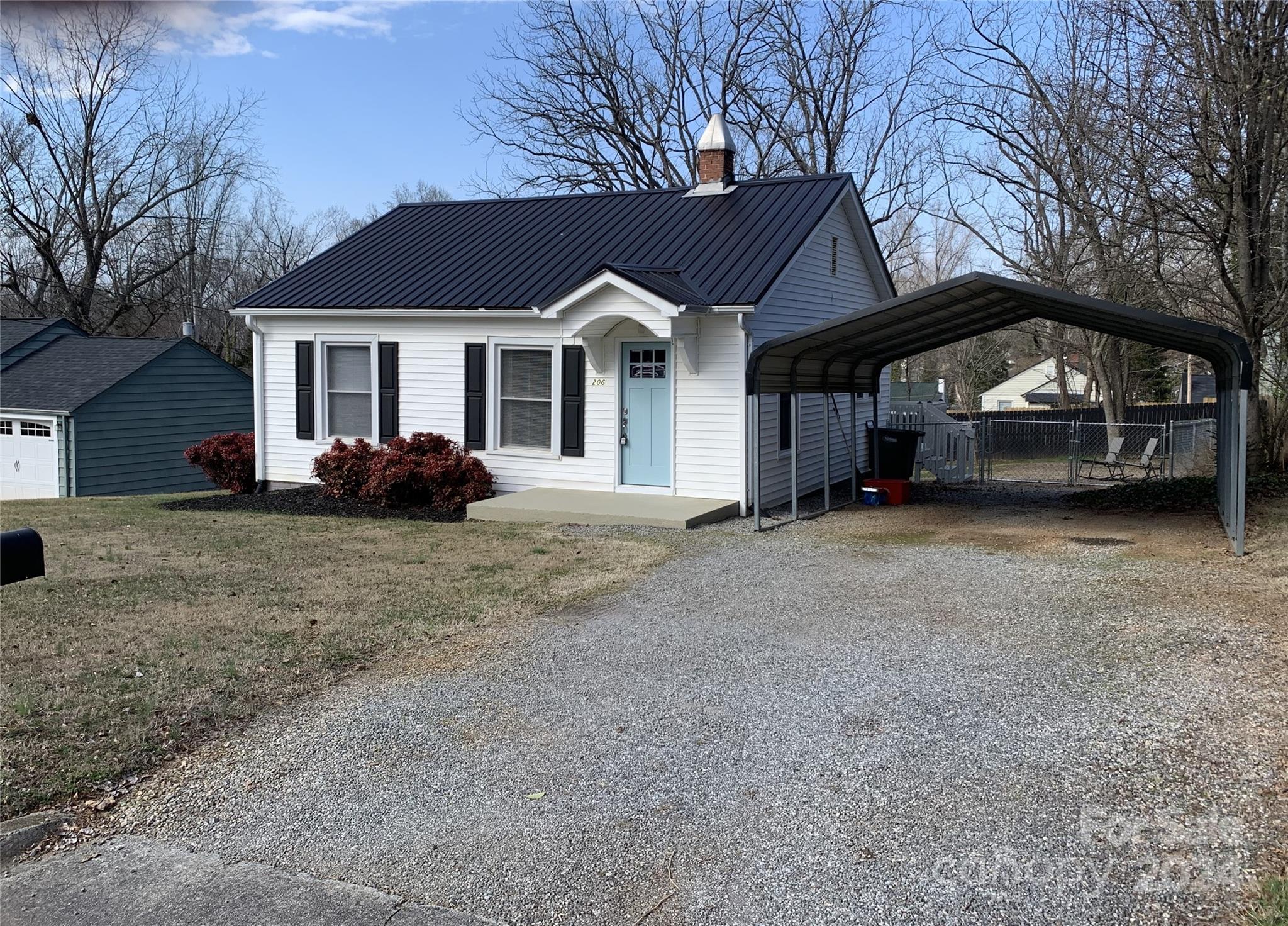 206 W Herman Street Newton NC 28658