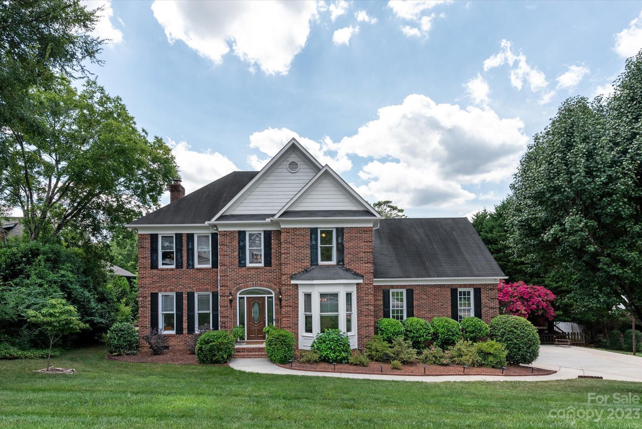 7006 Providence Lane W Charlotte NC 28226
