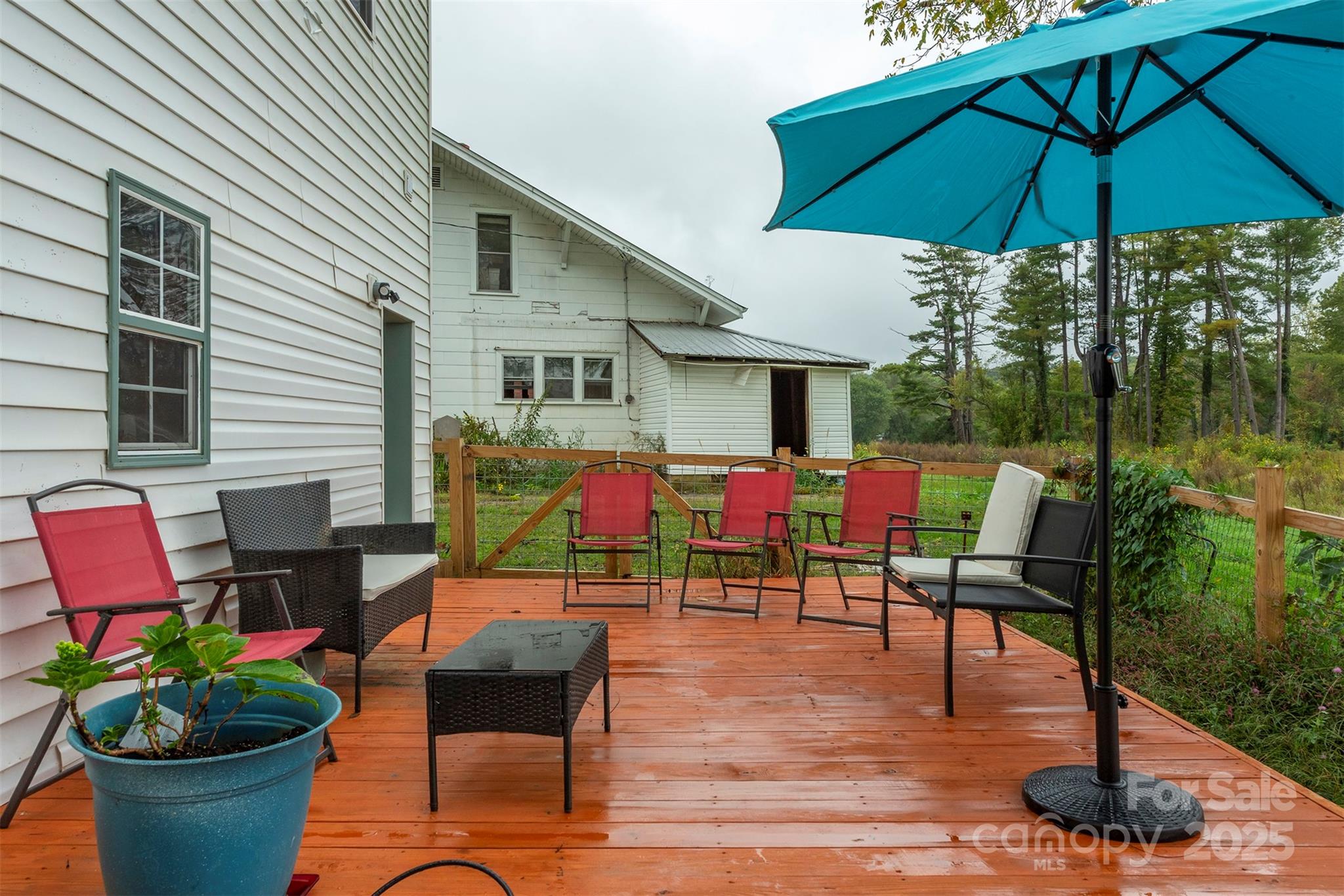 3755 Broad Street Clyde NC 28721