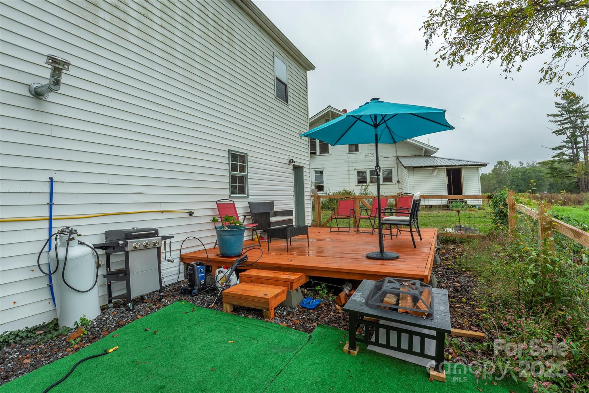 3755 Broad Street Clyde NC 28721