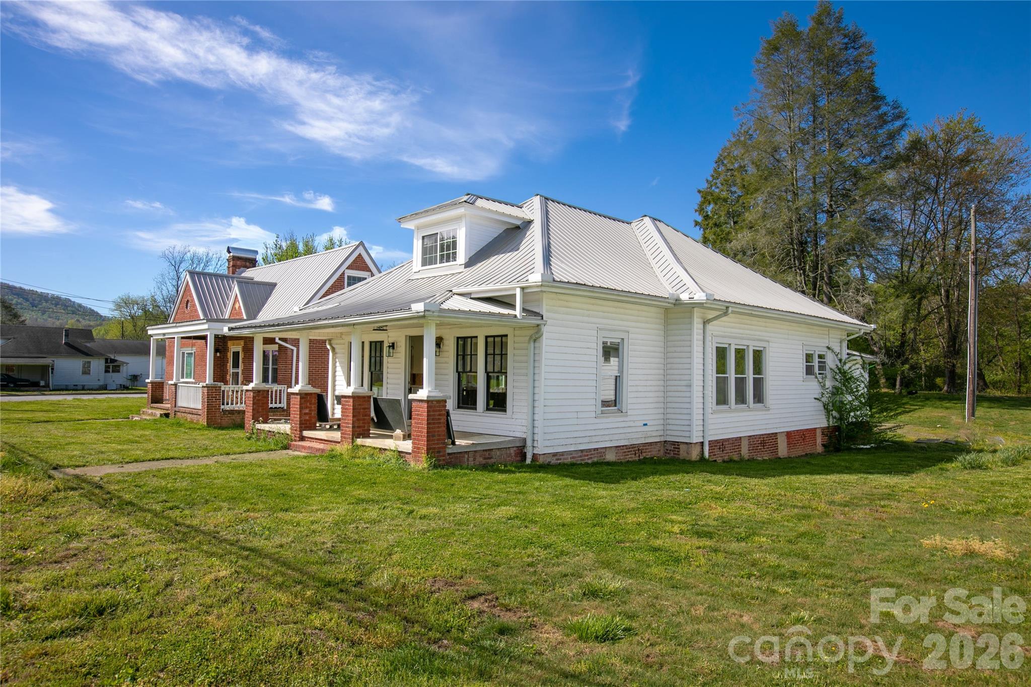 220 Main Street Rosman NC 28772