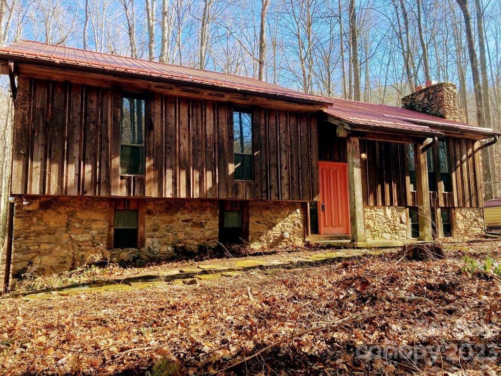 19 Fork Mountain Way Candler NC 28715