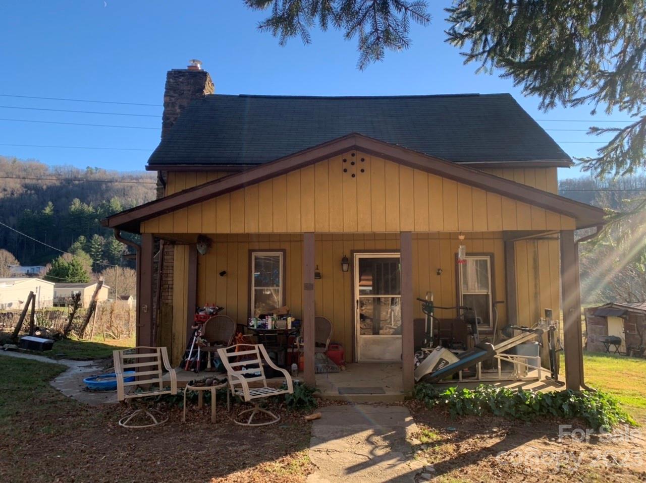 923 Old Fort Road Fairview NC 28730