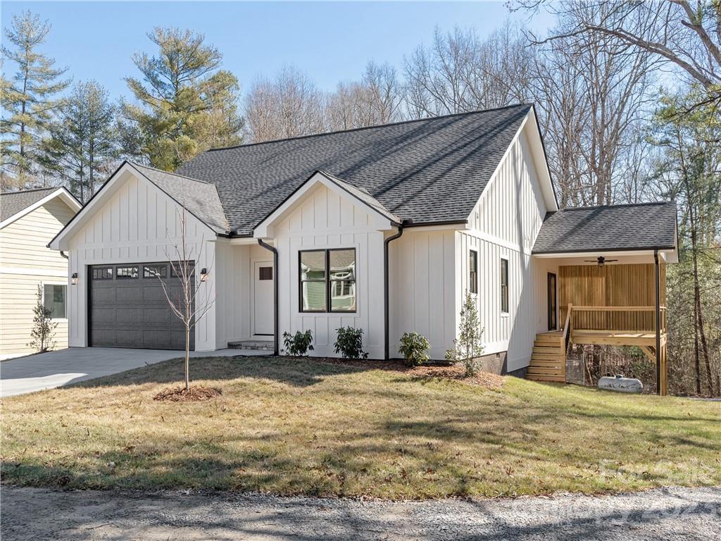 153 Olde Oak Way Hendersonville NC 28792